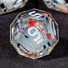 7pcs Transparent Crystal Embedded 3D Koi Fish Dice Set, Gold/Red/Black Koi, Glitter Suspended, Resin Crafted, Suitable For Tabletop RPG, Board Games, Vintage Jade-Like Texture, Luck Charm - Multicolor - View 4