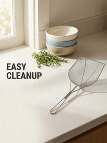 1个粗网撇油器，网眼密实，经久耐用。用于去除炸鸡、薯条和其他油炸食品中的油渍和油脂，也有助于控制油炸小吃的含油量。是厨房炸鸡和制作夜宵的必备工具。 - 彩色 - 查看 7