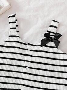 2 Stück Baby Mädchen gestreiftes Schleifendekor Top und schwarze Spitzenbesatz Shorts Set, Frühling/Sommer - Schwarz und Weiss - Übersicht 4