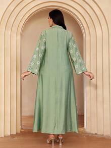 Elegant Embroidered Arabic Style Dress With V-Neck And Tassel Trim, 2026 New Style Ramadan Traditional - Green - View 10