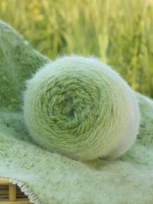 秋冬渐变色棒针粗毛线，长段染色，彩虹色。手工编织DIY材料。可用于编织时尚毛衣、女士披肩、外套、发带、帽子，以及制作服装配饰毛线球。每袋200克，成分：80%腈纶，20%尼龙。 - 彩色 - 查看 13