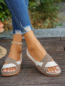 大码 35-45 码夏季时尚休闲撞色坡跟凉鞋，户外变色仿超白卡其哑光罗马凉鞋，轻便舒适百搭女士坡跟厚底凉鞋，旅行必备 - 變色仿超白色拼卡其色磨砂 - 查看 6