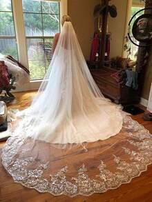 Elegant Bride Wedding Veil 3m Long Sparkly Lace New Luxury Bridal Hair Accessory