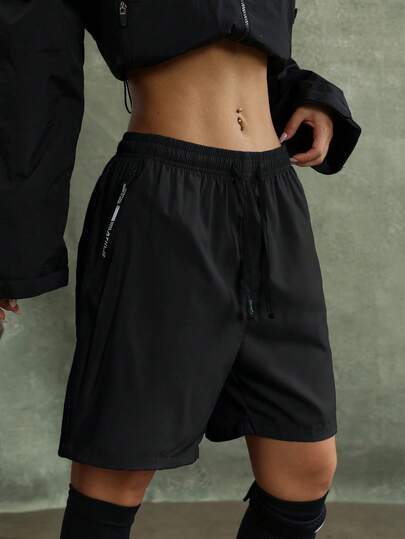 女士夏季运动短裤，休闲宽松透气弹力腰薄款骑行跑步百慕大短裤，黑色