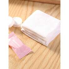 50pcs Disposable Compressed Towels, Portable Travel Non-Woven Face Towels, Water-Activated Wet Wipes, Disposable Facial Cleansing Cloths, Coin-Sized Travel And Outdoor Tissues, Candy-Colored Squares, Suitable For Travel, Hotels, Camping, Vacations, Skincare, Living Rooms, Home, Bedrooms, Bathroom Decor, Travel Essentials, Weddings, Parties, And Other Occasions - Hồng - Xem 4