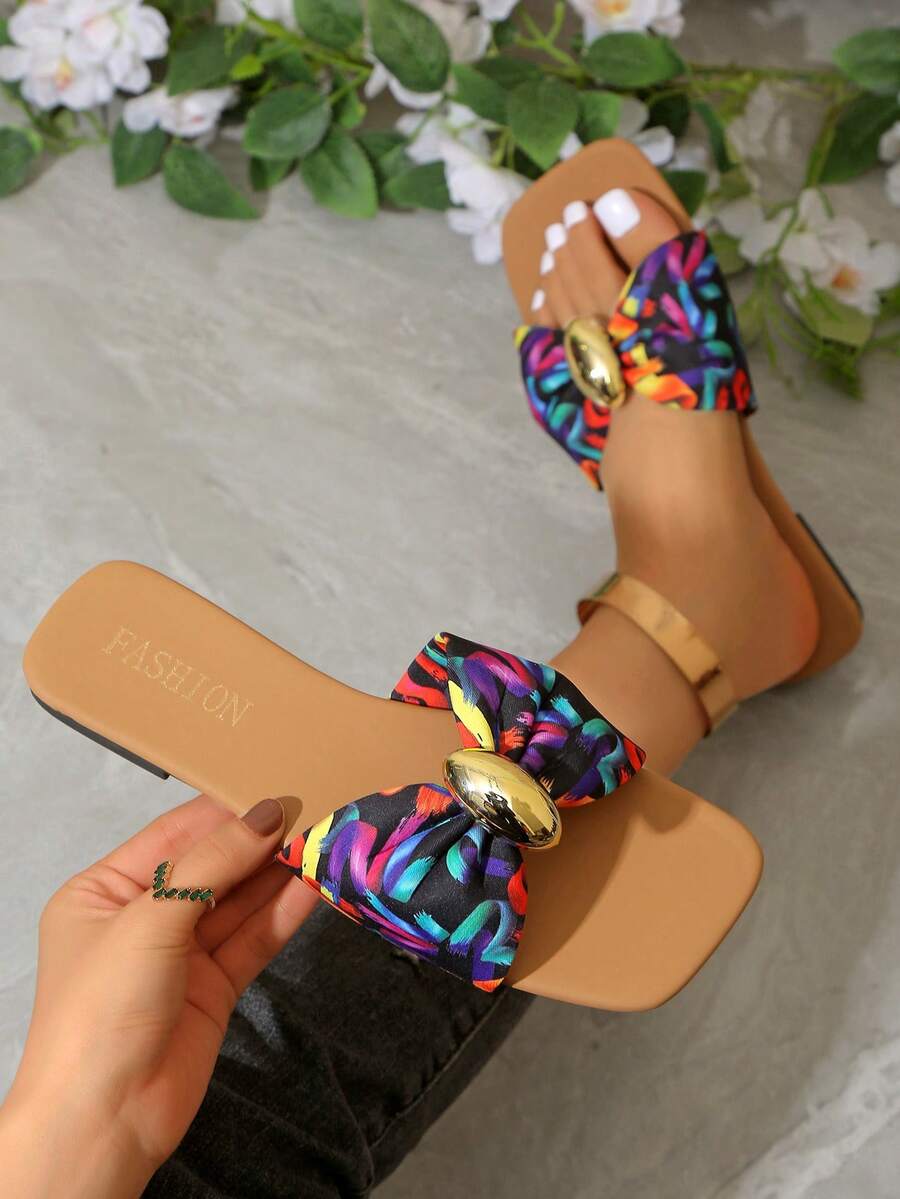 女士平底凉鞋，饰有蝴蝶结金属装饰，舒适简约编织平底凉鞋，适合度假、海滩、夏季日常穿着，白色亮面编织露趾拖鞋 - 紅色 - 查看 1