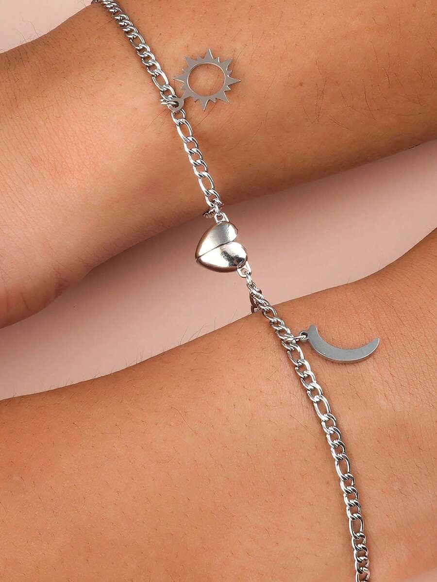 2件套不锈钢太阳、月亮、心形磁扣吊坠情侣/闺蜜手链，适合日常佩戴和节日佩戴 - 不銹鋼磁鐵愛心手鍊套裝 - 查看 1