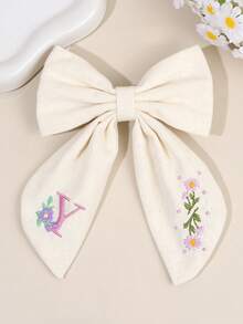 1pc 26 Letters White Fabric Hair Clip, Embroidered 26 Letter Floral Decor Hair Clip, Fashionable Alligator Clip Hair Accessory, Girls Party Gift - White - View 23