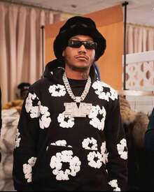 1pc Retro American Floral Foamed Print Hoodie Women's Fashional 350g 100% Polyester 3D Digital Printed Full Body Hoodie Sweatshirt Loose Winter Outerwear Fce Lined Couple Jaets  Fall/Winter  Spring/Fall    Loose    Pocket  Rib-Knit    Christmas  Halloween - 黑色衛衣 - 查看 6