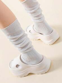 女士套脚凉鞋，室内家居防滑加厚EVA材质轻便沙滩拖鞋，适合夏季穿着 - 白色 - 查看 5