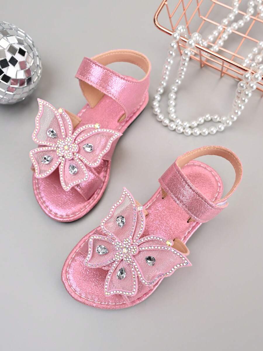 1双玫红色加大码女童平底凉鞋，柔软皮革，饰以彩色水钻网眼蝴蝶装饰，圆头，防滑软底，时尚公主沙滩凉鞋，适合3-12岁儿童，2026春夏款 - 玫紅色 - 查看 1