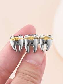 1枚牙科金属牙齿胸针，医生护士翻领徽章配饰，适合作为牙医同事礼物、毕业典礼配饰、日常佩戴配饰，3种颜色可选