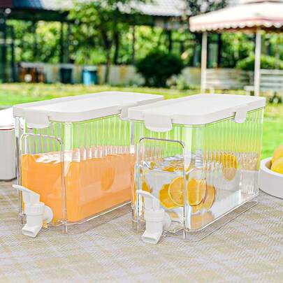 冷水壶，大容量饮料桶，可放入冰箱，适合放置果汁、啤酒等。适用于家庭、餐厅，也适合万圣节、圣诞节、感恩节、复活节等节日。