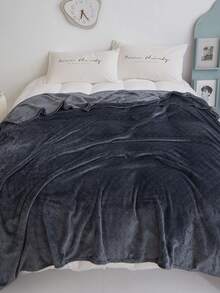 1pc Thickened Single Layer Flannel Blanket With Grid Pattern & Solid Color For All Seasons - Black - View 8