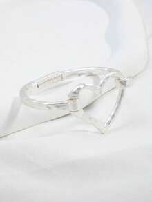 1pc Exaggerated Fashionable Delicate Minimalist Hollow Heart Bracelet - Silver - View 2