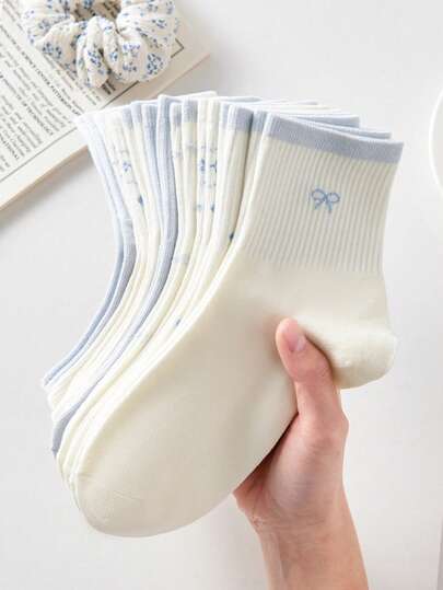 4 pares de calcetines de mujer con diseño de lunares y lazo, de unicolor, calcetines de tripulación/tobillo/cortos, calcetines blancos, calcetines minimalistas, calcetines de estudiante, calcetines cómodos y casuales, creativos y versátiles para uso diario, en colores aleatorios, aptos para uso en cualquier temporada