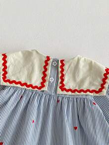 1件女童蓝色条纹刺绣帆船和爱心印花休闲连衣裙，时尚少女款，春季款 - 淺色水洗藍 - 查看 5