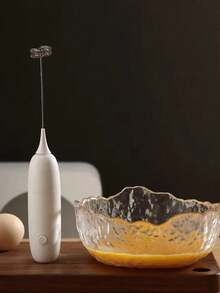 1个手持式电动奶泡器，304不锈钢双搅拌头，AA电池供电（不含2节AA电池），咖啡搅拌器，情人节、斋月居家烘焙礼品 - 彩色 - 查看 6