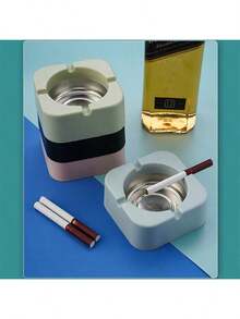 1 Piece Of Minimalist Plastic Ashtray, PP Plastic Minimalist Fashion Style Ashtray, U-Shaped Groove Design, Using 4 Practical Groove Designs For Easy Placement Of Unburned Cigarettes, Rounded Edges, Rounded Corners Without Burrs, Using Thickened Tinplate Inner Liner For Easier Cleaning. The Bottom Is Placed Steadily, The Edges Are Polished Smooth, And It Does Not Damage The Desktop, Making It The Best Choice For Storing Household Cigarette Butts - Solid Color Ashtray - View 1