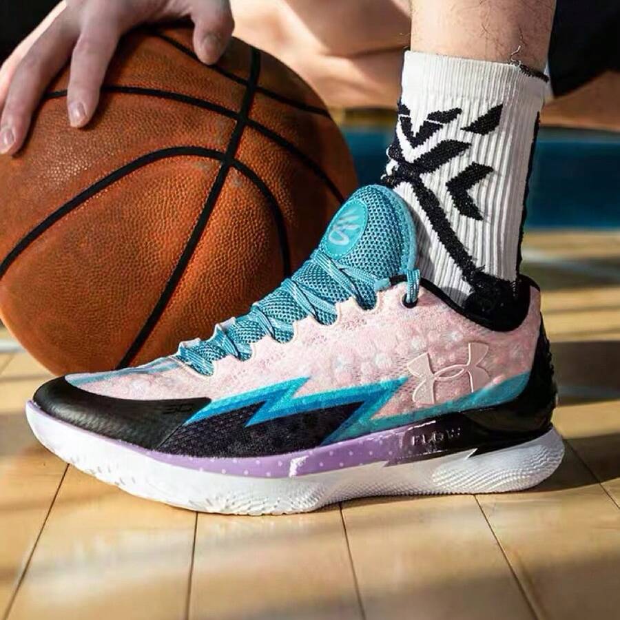 Under Armour Curry 1 Low FloTro "Draft Day" 舒適百搭低筒籃球鞋男款粉黑