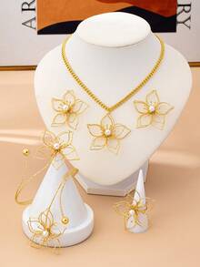 1 Set Fashionable & Elegant Geometric Hollow Line Floral Rhinestone Bracelet & Ring Jewelry Set, Suitable For Vacation, Party Wear, Gift - Gold - View 5