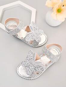 1 Pair Silver Plus Size Girls' Flat Sandals, Soft Leather, Sequin Decor, Rhinestone Butterfly Accent, Round Toe, Non-Slip Soft Sole, Fashion Princess Style Beach/Casual Wear, Suitable For 3-12 Years Old Children, Spring/Summer 2026 - Silver - View 3