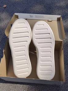 Adidas Mullaly Low男女同款休閒厚底輕便板鞋 - 米色 - 查看 4