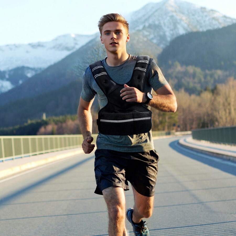 Chaleco ponderado ajustable, chaleco de peso de 20-32 libras con 6 pesos de arena de hierro y raya reflectante, conjunto de ejercicio de chaleco de peso corporal para hombres y mujeres, equipo de entrenamiento para el entrenamiento de fuerza - Negro - Ver 1