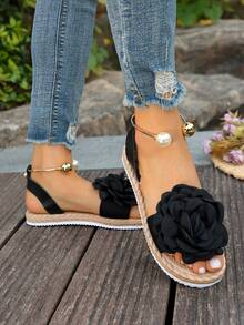 Soft & Comfortable Low Heel Floral Bohemian Sandals, Versatile Flat Sole Slip-On Beach Shoes For Women - Black - View 5
