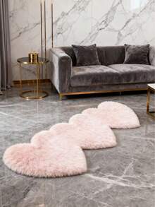 1pc Pink Triple Heart Decor Carpet, Plush Bedroom Decor For Valentine's Day, Small Rug, Carpet, Love Home Decor, Living Room Carpet, Bedroom Carpet, Living Room Home Decor, Outdoor Carpet, Washable Carpet - Pink - View 4