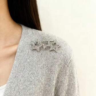 1pc Fashionable Minimalist Hollow Star Cute Brooch, Versatile Accessory For Clothing, Bags, Everyday Wear