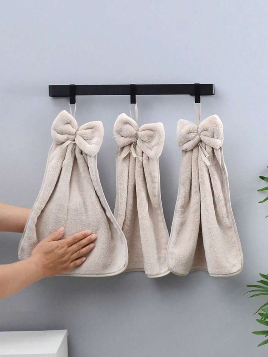 1/3包珊瑚绒创意条纹蝴蝶结柔软吸水手巾，带挂环