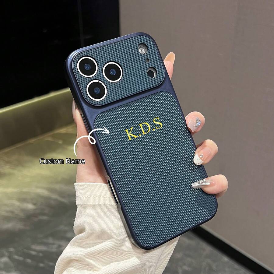 Ốp điện thoại in chữ cái đầu tên cá nhân, tương thích với iPhone 17 Pro Max, thiết kế khắc nổi 3D, lựa chọn quà tặng lý tưởng.