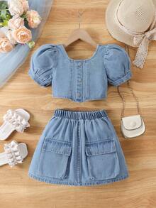 Bộ 2 món cho bé gái, kiểu dáng thường ngày dễ thương, phong cách retro Y2K, áo thun denim rách tay phồng và chân váy denim rách có túi hộp, thích hợp cho mùa xuân/hè. - Rửa nhẹ - Xem 2