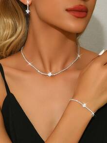 三件套优雅链条设计，时尚水晶项链套装，适合新娘和女士佩戴，奢华珠宝套装，适合搭配高端晚礼服、出席高档宴会，也可作为礼品。 - 8673多色 - 查看 4