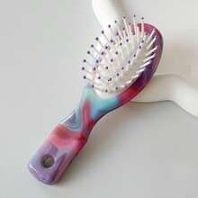 1支创意水转印彩色刷槽设计迷你便携空心梳，塑料材质，干湿两用，适合日常户外旅行，宿舍必备，返校季化妆工具，学生床底化妆品收纳，宿舍梳妆台，梳子，发刷，美发配件，夏季美妆旅行必备