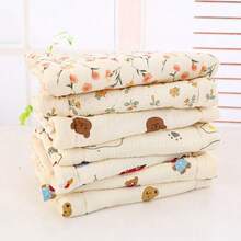 1个婴儿枕，0-1岁新生儿棉纱布平枕，卡通熊印花，婴儿安抚枕垫，适合日常使用