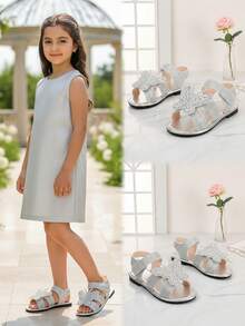 1 Pair Silver Plus Size Girls' Flat Sandals, Soft Leather, Sequin Decor, Rhinestone Butterfly Accent, Round Toe, Non-Slip Soft Sole, Fashion Princess Style Beach/Casual Wear, Suitable For 3-12 Years Old Children, Spring/Summer 2026 - Silver - View 1
