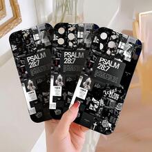 Funda para teléfono con collage cristiano inspirador. Este llamativo diseño presenta citas e imágenes religiosas, un recordatorio diario de fuerza y positividad. Compatible con  17,  16 Pro Max,  15 Pro Max,  13 y  12. Fabricada en TPU resistente para mayor protección contra golpes y caídas. Un regalo perfecto para creyentes, amigos o familiares en ocasiones como cumpleaños, festividades o simplemente para animar a alguien. - Negro - Ver 6