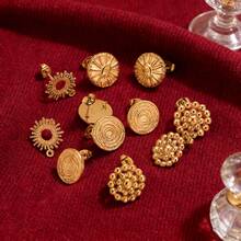 6-Piece Set Of 304 Stainless Steel 18K Gold-Plated Round Embossed Devil's Eye Polished Stud Earring Findings Women's Stainless Steel Jewelry Stud Earrings DIY Jewelry Accessories Stud Earrings