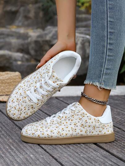 Women's Casual Sneakers - Low-Top Lace-Up Athletic Shoes, Blue Floral Decor White Upper, Suitable For All Seasons, Comfortable Lining