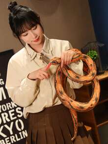 蛇形毛绒玩具，巨型仿真蟒蛇，栩栩如生的巨型蚺蛇，柔软动物造型，恶作剧道具，适合家庭派对装饰，儿童男孩女孩礼物