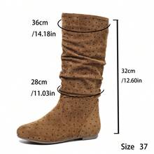 DENGWEISI Camel Pleated Polka Dot Print Random Asymmetric Side Zipper Flat Round Toe Comfortable Versatile Office Commute Daily Casual Mid-Calf Boots, Suitable For All Seasons - Camel - View 3