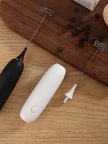 1个手持式电动奶泡器，304不锈钢双搅拌头，AA电池供电（不含2节AA电池），咖啡搅拌器，情人节、斋月居家烘焙礼品 - 彩色 - 查看 3