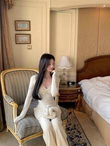 1pc Women Deep V-Neck Twist Knot Hem Long Sleeve Base Layer Top - White - View 5