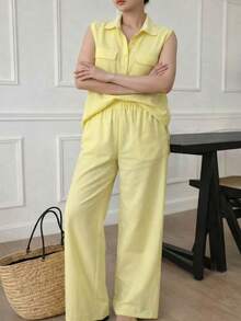 A&DD MODA, REF: AS1923 - Women's Set Consisting Of A Sleeveless Blouse And Pants. The Blouse Has A High V-Neck And Pockets; The Pants Have A Straight Cut, Elastic Waistband And Pockets, Ideal For Everyday Wear, With A Very Casual Style. - 黃色 - 查看 3