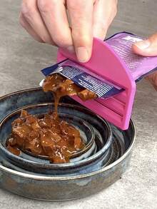 3pcs Pet Food Squeezer | Heavy Duty Plastic Pet Food Dispenser With Non-Slip Base, Easy Open Lid And One-Touch Operation - No Assembly Required, Compact Design, Durable Plastic Material, Battery-Free - Multicolor - View 2