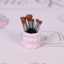 8pcs/Set Mini Realistic Miniature Model, Makeup Brush Set, Small Decor, 1/6, 1/12 Dollhouse Accessories, Decoration, Model House Accessories, Photography Props, Micro Landscape Decor, Miniatures, Small Gift, Promotional Item, Home Decor - Multicolor - View 4