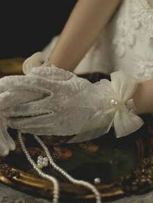 1pc Luxury Bridal Wedding Gloves, Cream White Tulle Pearl Bow Short Gloves, Lace Bridesmaid Dress Wedding Gown Accessory, Wedding Party Celebration Photography Prop, Elegant Romantic Ladies Lace Fingerless Gloves, Wedding, Valentine's Day - Multicolor - View 5