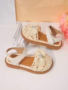 1 Pair Of Girls' Crochet Lace Rhinestone Bow Style PU Sandals With Exposed Toes, Flat Bottom, Comfortable, Breathable, Sweet And Elegant Summer Vacation Shoes - Champagne - View 8